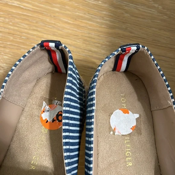 Tommy Hilfiger Navy Stripe Espadrilles shoes size 9.5 NWOB - Picture 5 of 9